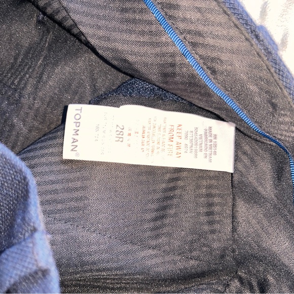 Navy Blue Men’s Suit - Picture 7 of 7